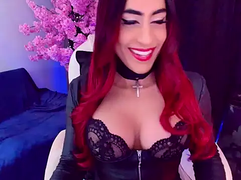 latexgoddes online show from July 1, 11:48 pm