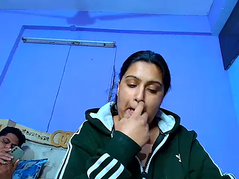 Snapshot of Sophia_James chatting on January 27, 5:48 pm Sophia James online show from January 27, 5:48 pm