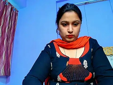 Snapshot of Sophia_James chatting on February 6, 11:54 am Sophia James online show from February 6, 11:54 am