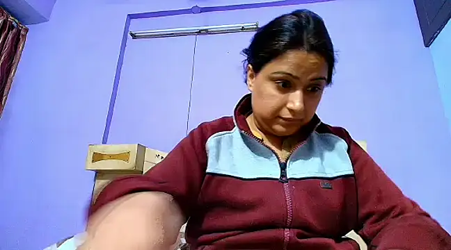 Snapshot of Sophia_James chatting on February 24, 1:31 pm Sophia James online show from February 24, 1:31 pm