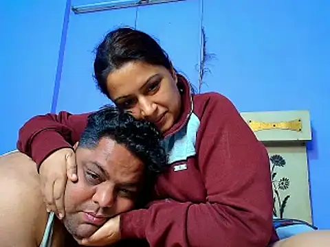 Snapshot of Sophia_James chatting on February 25, 7:52 am Sophia James online show from February 25, 7:52 am