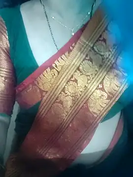 Snapshot of laxmitelugu78 chatting on November 7, 5:02 pm laxmitelugu78 online show from November 7, 5:02 pm