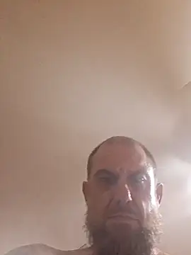 Snapshot of mrcox420 chatting on June 21, 5:21 am mrcox420 online show from June 21, 5:21 am