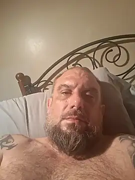 Snapshot of mrcox420 chatting on June 25, 7:35 am mrcox420 online show from June 25, 7:35 am