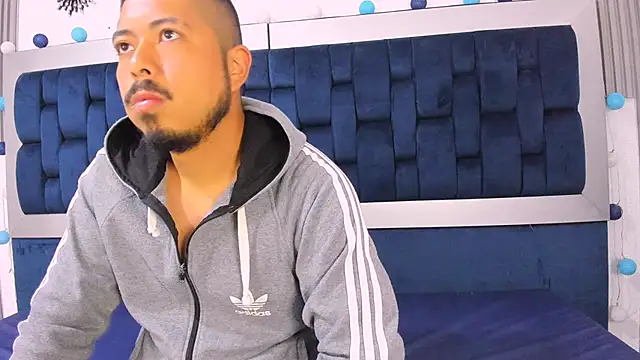 Snapshot of korvus_17 chatting on January 24, 12:31 pm korvus 17 online show from January 24, 12:31 pm