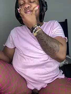 Boneca25 online show from February 22, 6:02 am