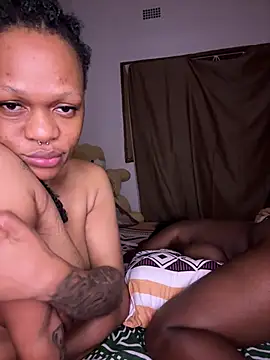 Boneca25 online show from June 21, 7:49 pm