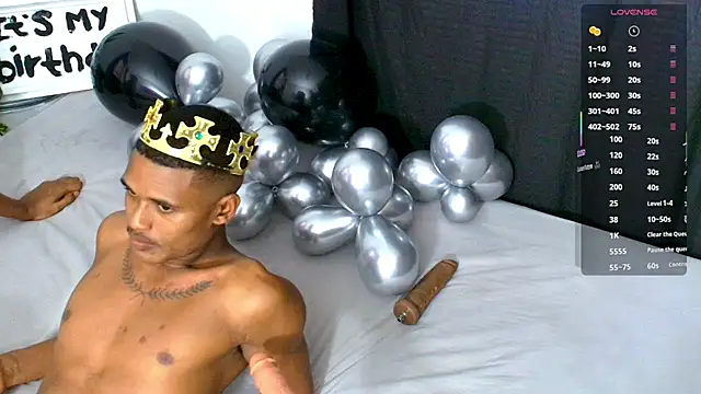 Snapshot of kenner_jacksom chatting on February 26, 11:04 pm kenner jacksom online show from February 26, 11:04 pm