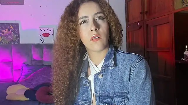 Snapshot of Isangel_ chatting on October 12, 11:48 pm Isangel online show from October 12, 11:48 pm