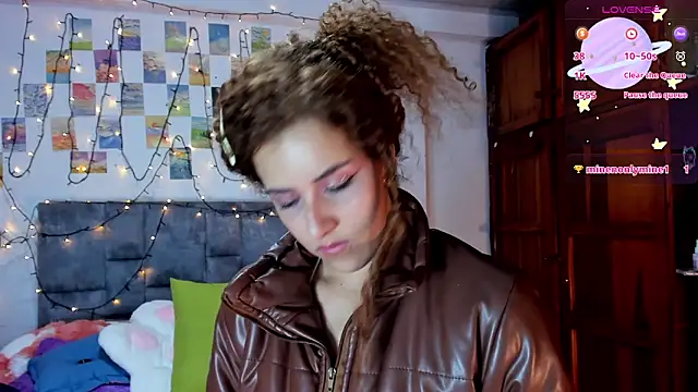 Isangel  online show from February 15, 8:02 am