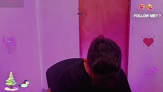 Snapshot of Alexxx_lov chatting on February 3, 12:32 pm Alexxx lov online show from February 3, 12:32 pm