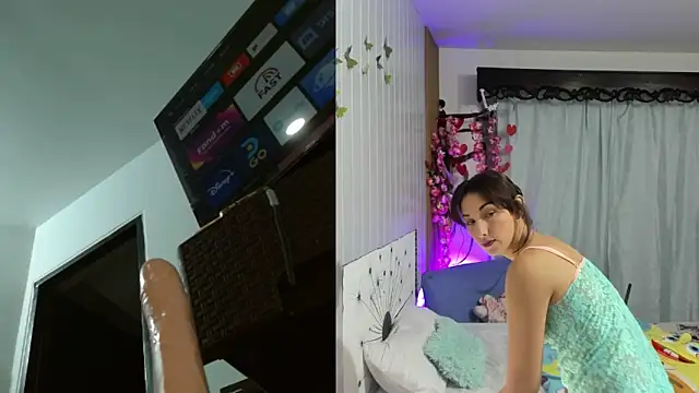 Snapshot of vicky__skinny_1 chatting on March 2, 10:35 am vicky  skinny 1 online show from March 2, 10:35 am