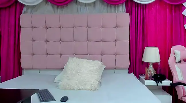 CanelaDevil  online show from January 31, 11:56 am