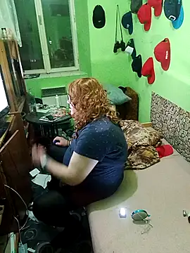 Snapshot of Adrianka chatting on March 28, 12:43 am Adrianka online show from March 28, 12:43 am