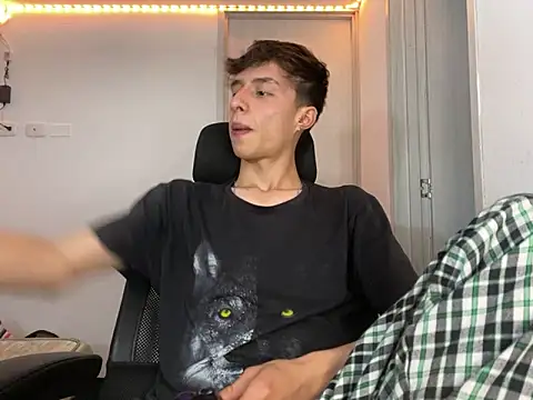 Snapshot of Juanmres chatting on October 2, 1:12 am Juanmres online show from October 2, 1:12 am