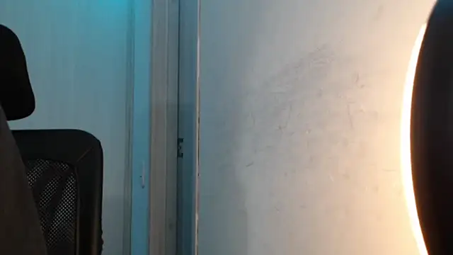 Snapshot of Juanmres chatting on October 14, 9:48 pm Juanmres online show from October 14, 9:48 pm