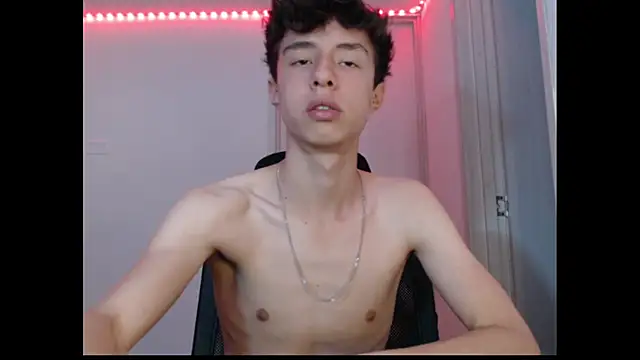 Snapshot of Juanmres chatting on October 31, 11:06 pm Juanmres online show from October 31, 11:06 pm