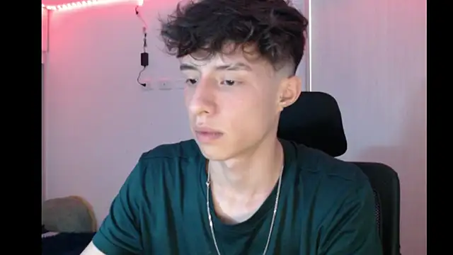 Snapshot of Juanmres chatting on November 21, 3:49 am Juanmres online show from November 21, 3:49 am