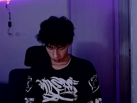 Snapshot of Juanmres chatting on February 28, 12:00 am Juanmres online show from February 28, 12:00 am