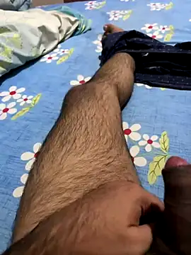 Naughtyy  yy online show from November 20, 10:59 am