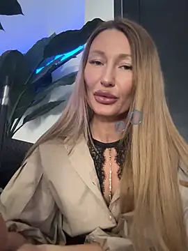 Snapshot of Sweet_Pussy2024 chatting on February 4, 9:17 am Sweet Pussy2024 online show from February 4, 9:17 am