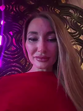 Snapshot of Sweet_Pussy2024 chatting on February 12, 12:12 pm Sweet Pussy2024 online show from February 12, 12:12 pm