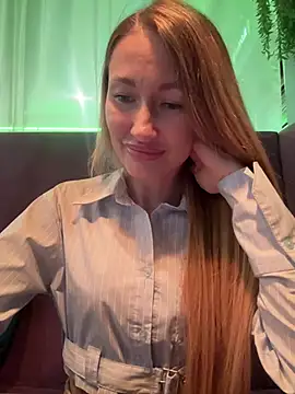 Snapshot of Sweet_Pussy2024 chatting on March 3, 11:11 am Sweet Pussy2024 online show from March 3, 11:11 am