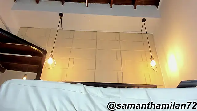 Snapshot of SamanthaMilann chatting on May 12, 10:45 am SamanthaMilann online show from May 12, 10:45 am