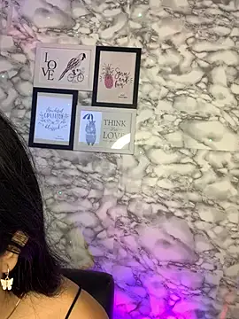 Snapshot of Miss_karol chatting on January 17, 6:22 pm Miss karol online show from January 17, 6:22 pm