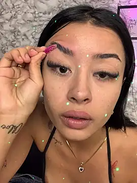 Snapshot of Miss_karol chatting on February 17, 6:03 pm Miss karol online show from February 17, 6:03 pm