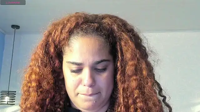 ninna curly online show from April 15, 3:35 am