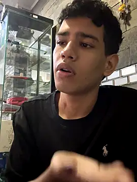 Santiago-Thompson online show from October 11, 10:30 pm