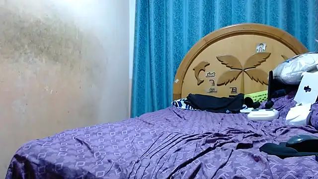 nakedlima online show from July 1, 4:47 am