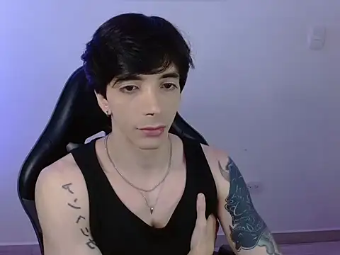 H3ll B0I online show from January 13, 12:10 pm