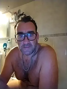 Snapshot of Hardasanut chatting on October 7, 9:45 pm Hardasanut online show from October 7, 9:45 pm