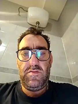 Snapshot of Hardasanut chatting on October 11, 9:02 pm Hardasanut online show from October 11, 9:02 pm