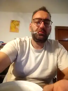 Snapshot of Hardasanut chatting on November 4, 10:20 pm Hardasanut online show from November 4, 10:20 pm