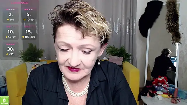 SexyGrandma  online show from February 26, 6:12 am