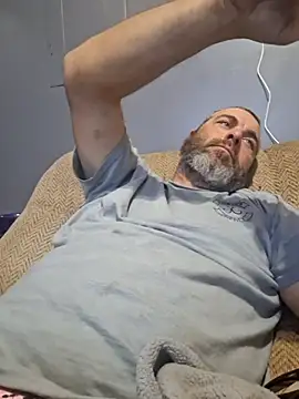 Snapshot of thickdaddy2982 chatting on March 5, 11:16 pm thickdaddy2982 online show from March 5, 11:16 pm