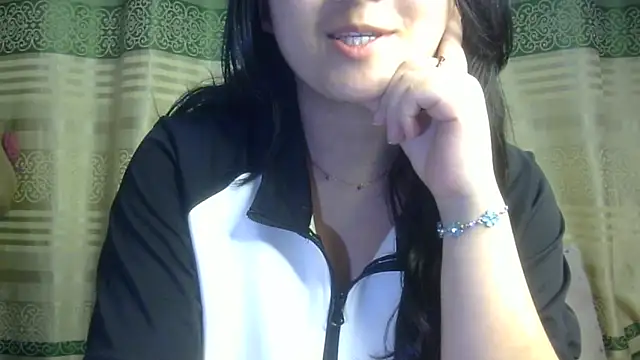 undressed princesss online show from May 5, 12:46 pm