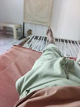 Snapshot of xmanrawan2 chatting on October 5, 4:00 am xmanrawan2 online show from October 5, 4:00 am