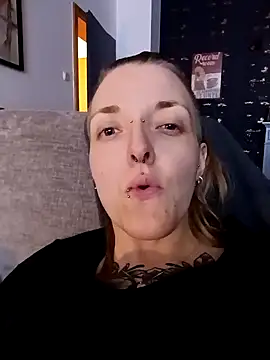 Astrid-Gilbert online show from February 22, 9:37 pm