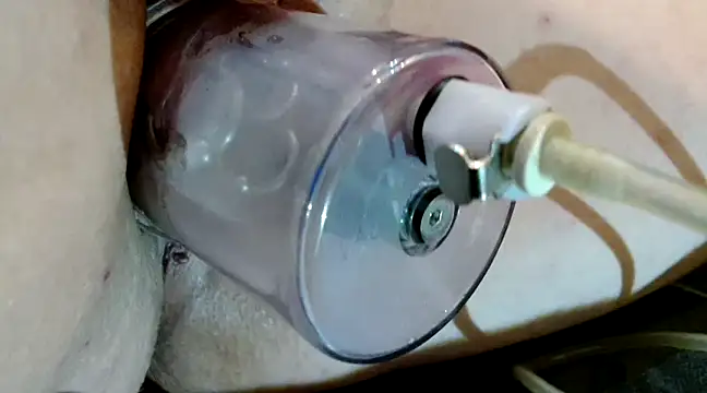 Astrid-Gilbert online show from February 23, 3:56 am