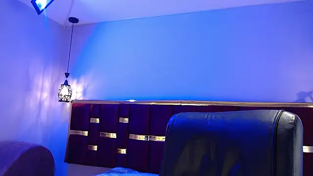 Snapshot of emily_fox_3 chatting on September 17, 3:41 am emily fox 3 online show from September 17, 3:41 am