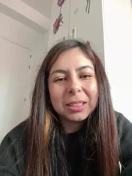 Snapshot of Mar_marz chatting on March 10, 12:04 pm Mar marz online show from March 10, 12:04 pm