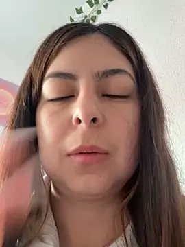 Snapshot of Mar_marz chatting on March 14, 9:24 am Mar marz online show from March 14, 9:24 am