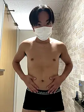 Snapshot of RUKI042 chatting on October 4, 4:32 am RUKI042 online show from October 4, 4:32 am