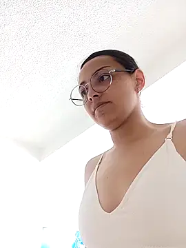 Snapshot of bri_ali chatting on March 14, 2:08 pm bri ali online show from March 14, 2:08 pm