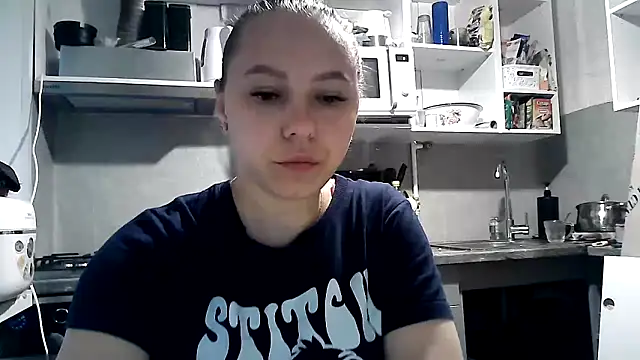 Snapshot of Misssweet_s chatting on September 11, 4:12 am Misssweet s online show from September 11, 4:12 am