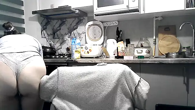 Snapshot of Misssweet_s chatting on October 27, 8:02 pm Misssweet s online show from October 27, 8:02 pm